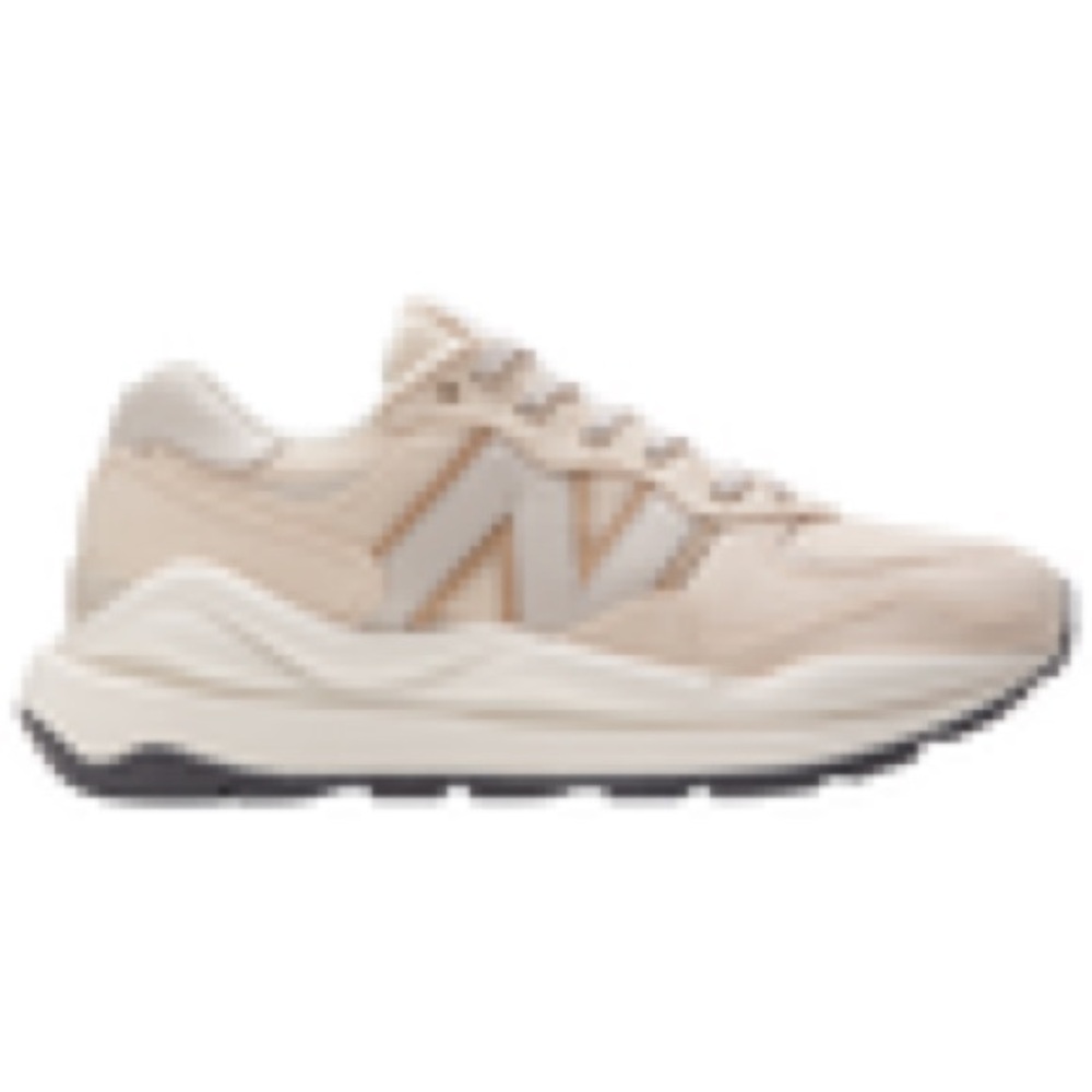 New Balance Women's Beige/Tan Fashion Sneaker
